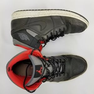 Nike Air Jordan 1 Mid Black Grey Red 811124-035